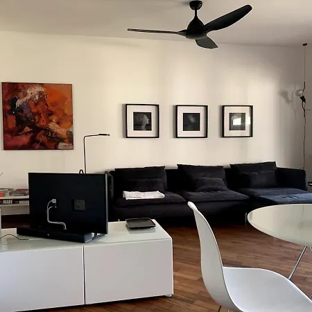 Interno 1 - Elegante Mini Affacciato Sul Apartmán *