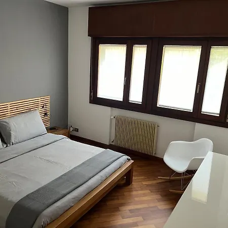 Interno 1 - Elegante Mini Affacciato Sul Udine