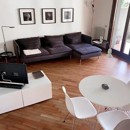 Interno 1 - Elegante Mini Affacciato Sul Apartment *